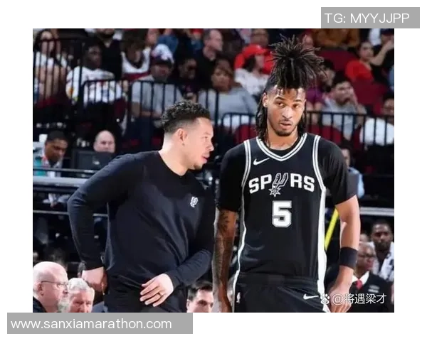 2019年NBA季后赛马刺与灰熊激战回顾与精彩瞬间分析