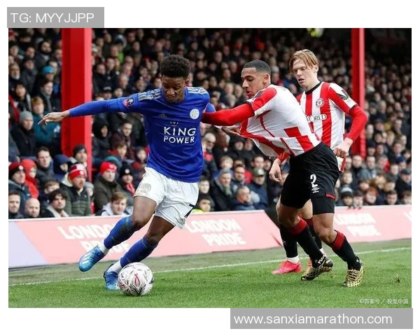 海伦芬主场迎战费耶诺力争联赛胜利展现强劲实力